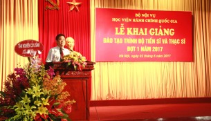 Dr. Le Nhu Thanh, NAPA Permanent Vice President delivers a speech in the ceremony