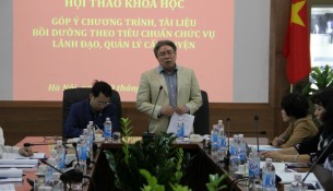 Dr. Dang Xuan Hoan, NAPA President delivers a speech in the seminar