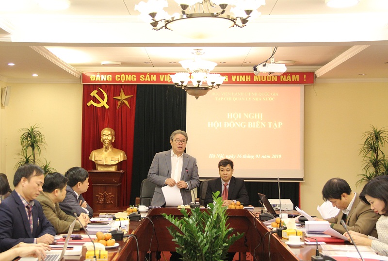 Dr. Dang Xuan Hoan, NAPA President delivers a speech at the meeting