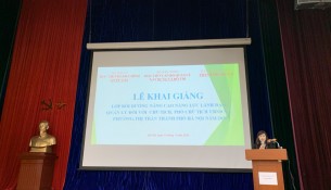 Ms. Le Phuong Thuy, Deputy Director, Department of Refresher Training Management speaking at the ceremony
