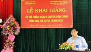 Assoc.Prof. Dr. Nguyen Hoang Hien, Deputy Director General, NAPA Branch Campus in Hue city speaking at the event
