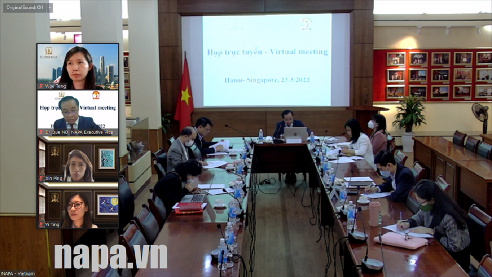 An overview of the working session at NAPA Headquarter in Ha Noi.