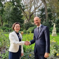 French Minister of Public Transformation and Service Stanislas GUERINI receiving Vietnamese Minister of Home Affairs Pham Thi Thanh Tra