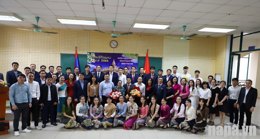 Delegates attending the Lao New Year Bunpimay.
