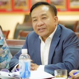 Dr. Nguyen Dang Que – Vice President of NAPA having his speech during the work meeting