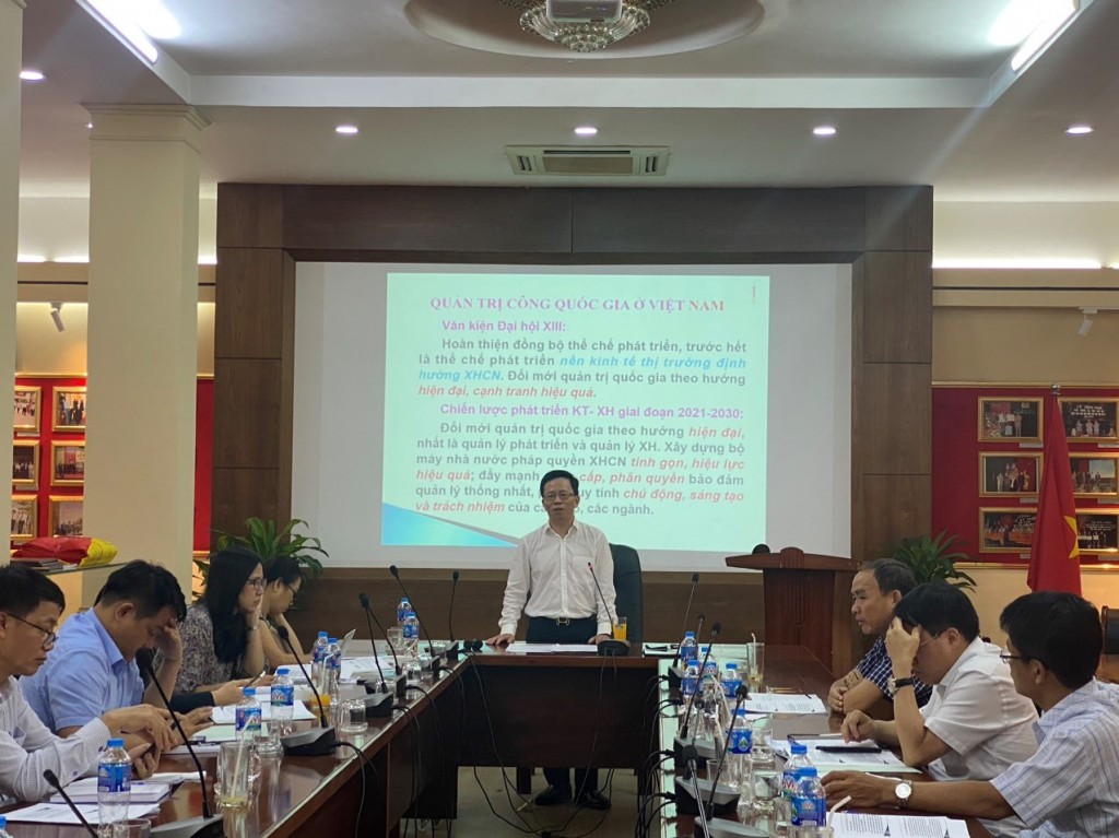 Dr. Le Minh Nam, Standing member of the Finance and Budget Committee of the National Assembly shared with participants on the last day of the Segment 1.