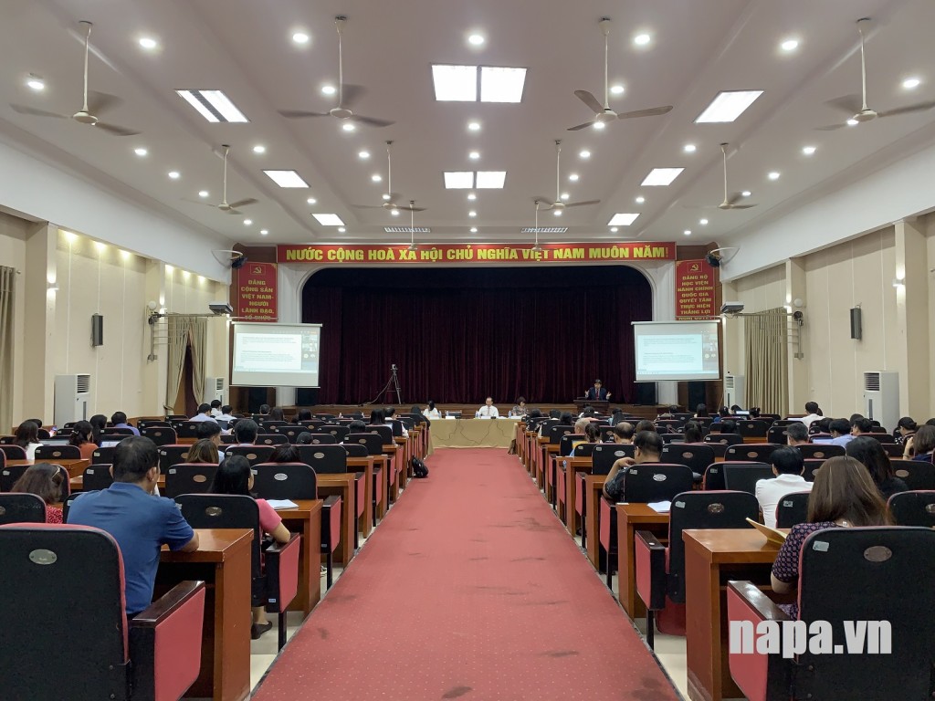 An overview of the seminar at NAPA Headquarters in Hanoi