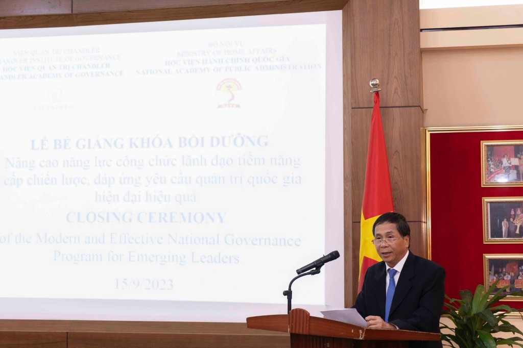 Vice Minister of Home Affairs Trieu Van Cuong delivering his speech at the closing ceremony