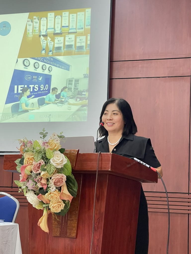 Ms. Tran Thi Minh Hieu, Deputy Head, Editorial Division, Foreign Television Channel, News Television Center, Vietnam News Agency, representative of IELTS 9.0 Philippines in Viet Nam, at the Seminar.