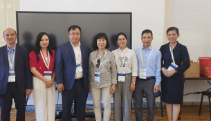 The NAPA delegation led by Assoc. Prof. Dr. Nguyen Quoc Suu, NAPA Vice President with the delegation from Hanoi University, the project coordinator in Viet Nam.