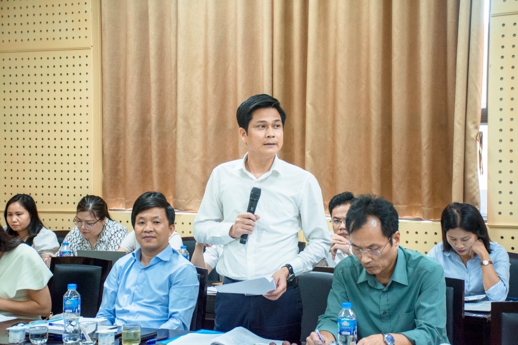 Mr. Nguyen Duc Hien, Deputy Director of the Board of Legal Affairs - People's Council of Bac Tu Liem District.