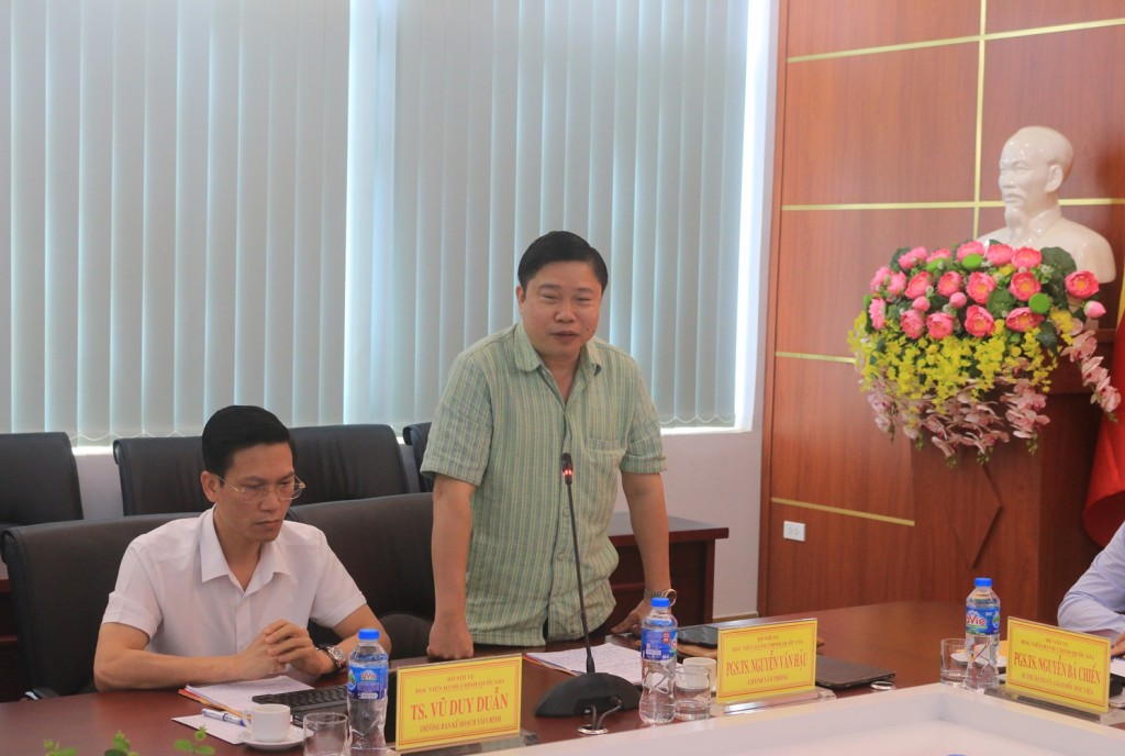 Assoc. Prof. Dr. Nguyen Van Hau, Chief of the Office of NAPA.