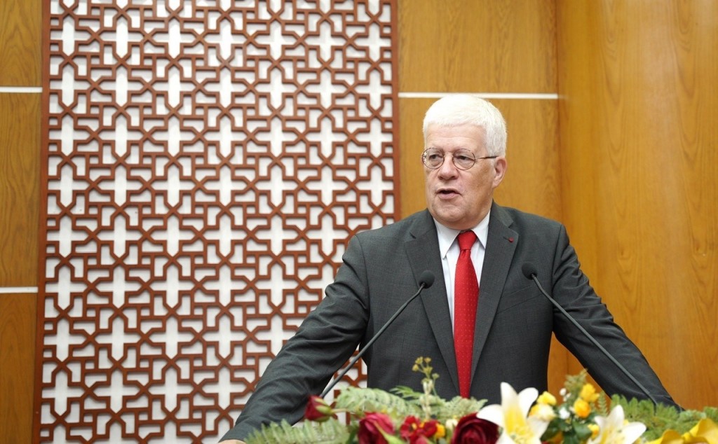 Mr. Jean François Verdier, Inspector General of Finance, French Republic, at the seminar.