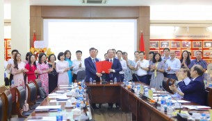 The signing ceremony of the memorandum of understanding between the National Political Publishing House and NAPA was successfully held.