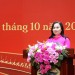 Assoc. Prof. Dr. Nguyen Thi Thu Ha, Dean of the Faculty of Interdisciplinary Sciences, delivering a speech at the opening ceremony.