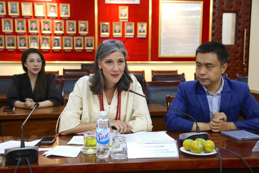 Ms. Ramla Khalidi, Resident Representative, UNDP in Viet Nam, at the meeting.