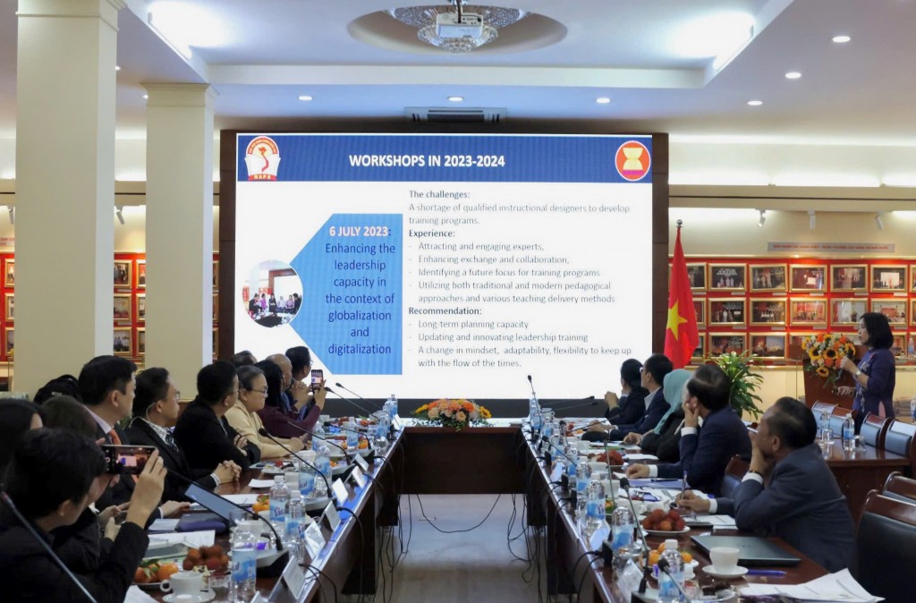 Dr. Nguyen Thi Thu Cuc, Deputy Director, NAPA Department of International Cooperation, presenting a review of the activities carried out during Viet Nam’s PSTI Convenorship.