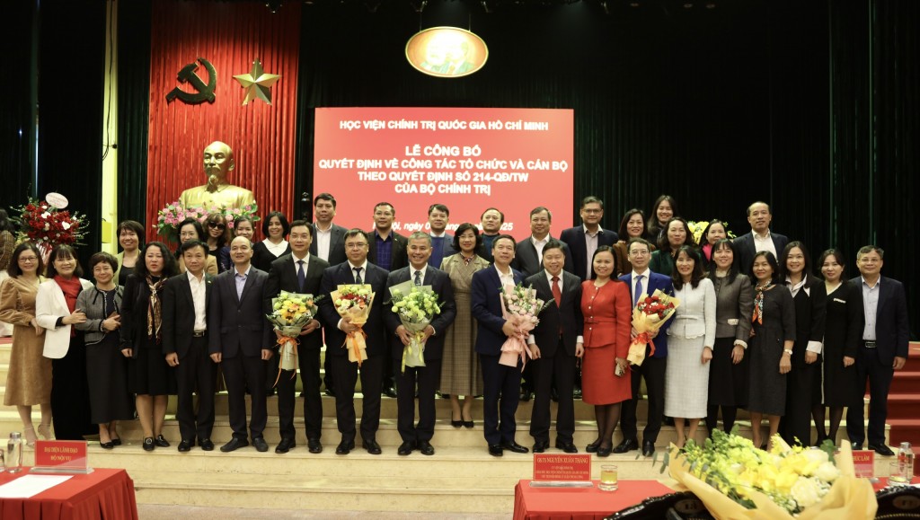 APAG delegates at the ceremony.