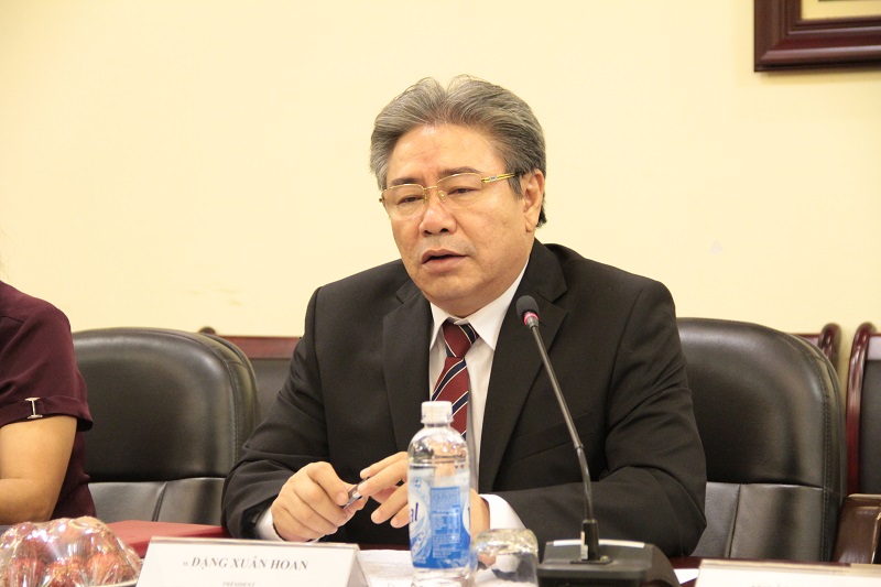 Giám đốc Học viện Đặng Xuân Hoan phát biểu ý kiến tại buổi làm việc