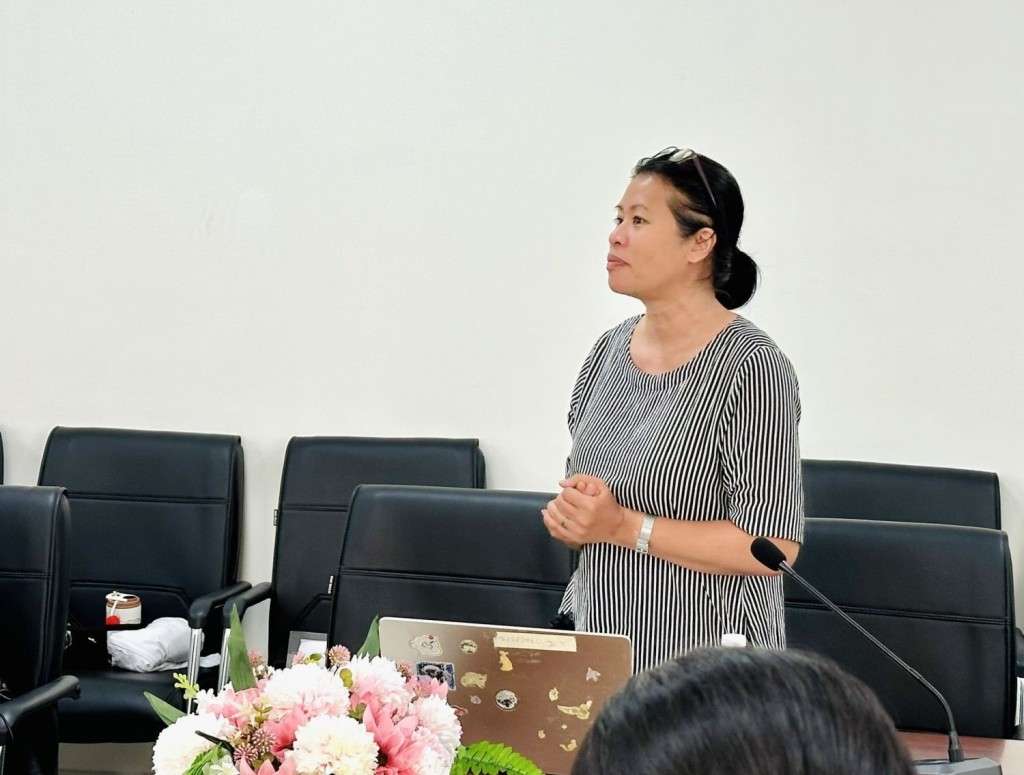 TS. Nguyễn Trang Thu phát biểu ý kiến tại buổi tọa đàm.