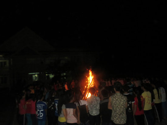 Chương trình Giao lưu lửa trại tại trường THPT Dân tộc nội trú tỉnh Vĩnh Long