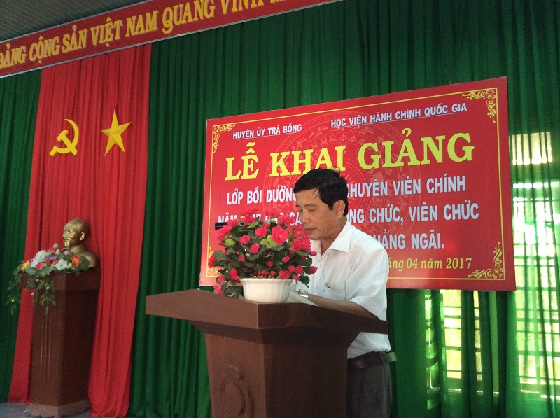 Đồng chí Đinh Xuân Hùng - UVBTV, Trưởng Ban Tổ chức Huyện ủy huyện Trà Bồng, tỉnh Quảng Ngãi phát biểu 