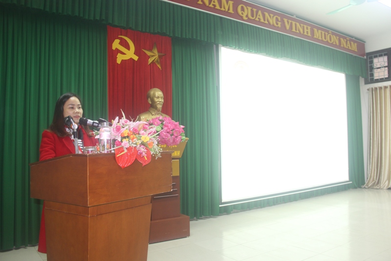 Học viên Lê Thị Ngọc Ánh - Đại diện học viên khóa học phát biểu tại Lễ Bế giảng
