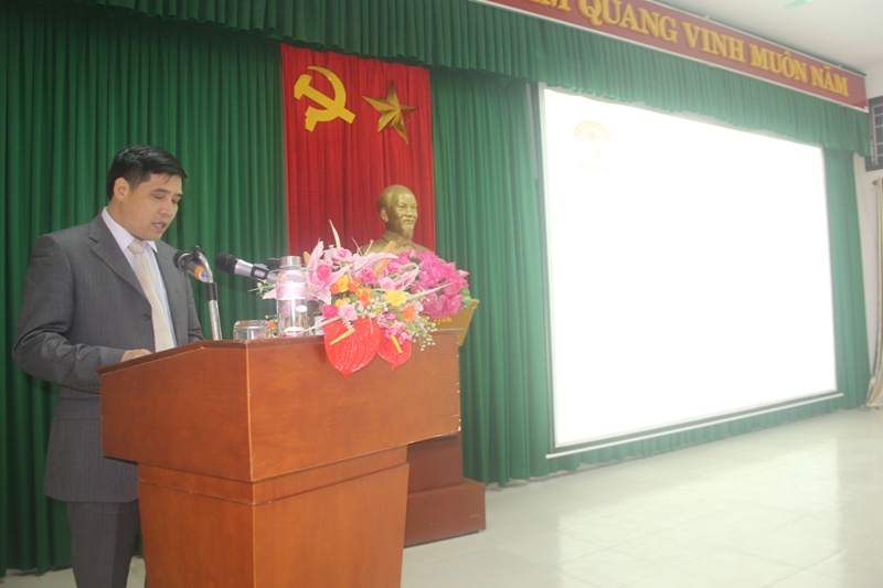 PGS.TS. Nguyễn Hoàng Hiển, Phó Giám đốc Phân viện Học viện Hành chính Quốc gia tại thành phố Huế phát biểu bế giảng khóa học