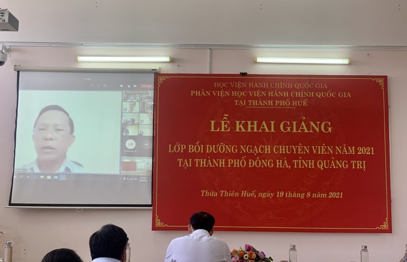 Đ/c Võ Văn Thái – Đại diện cho các học viên phát biểu tại Lễ Khai giảng