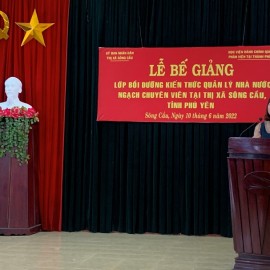 Đ/c Lê Thị Hoàng Oanh – Thị ủy viên, Phó Trưởng Ban Tổ chức Thị ủy Sông Cầu