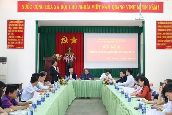 TS. Nguyễn Đăng Quế - Giám đốc Phân viện khu vực Tây Nguyên báo cáo tóm tắt kết quả hoạt động năm 2017 và kế hoạch công tác năm 2018 của Phân viện 
