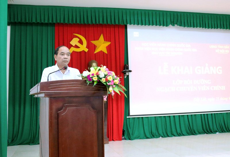 Ông Miên Klơng - Giám đốc Sở Nội vụ tỉnh Đắk Lắk phát biểu tại buổi lễ