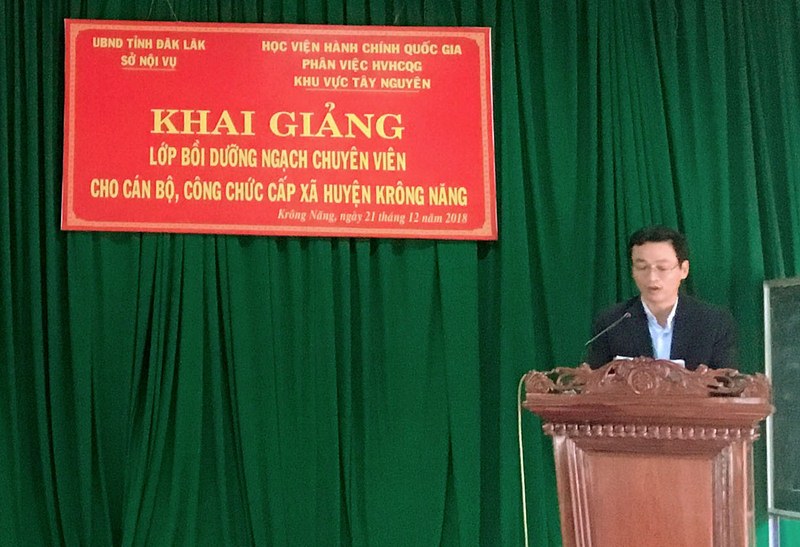 Ông Trần Minh Châu – Huyện ủy viên, Phó Chủ tịch UBND huyện Krông Năng phát biểu tại buổi lễ