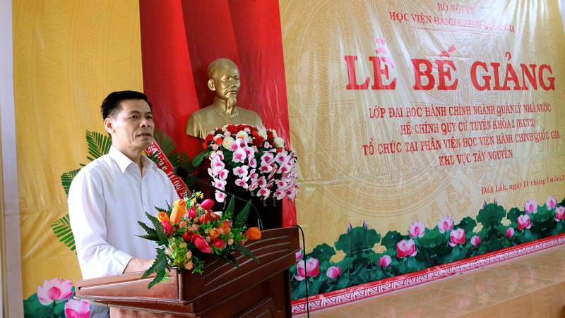 Ông Nguyễn Mạnh Hùng – Phó Giám đốc Sở Nội vụ tỉnh Đắk Lắk phát biểu tại buổi lễ