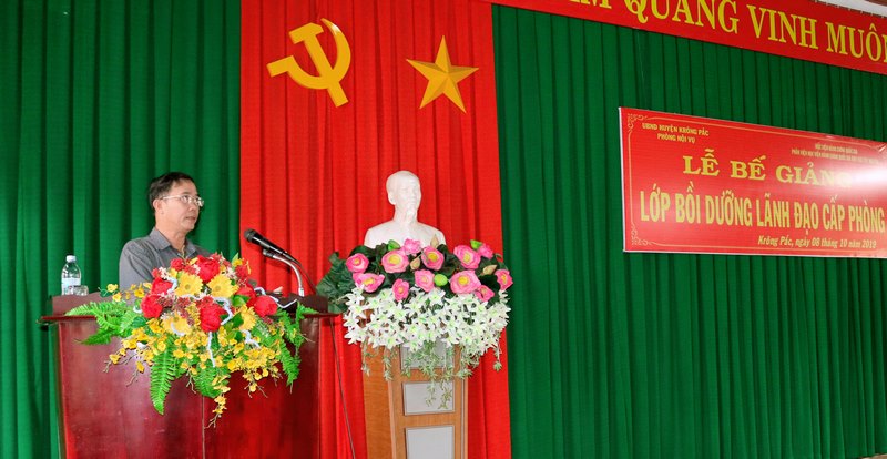 Ông Mai Đình Thọ - Phó bí thư Huyện Krông Pắk phát biểu tại buổi lễ 