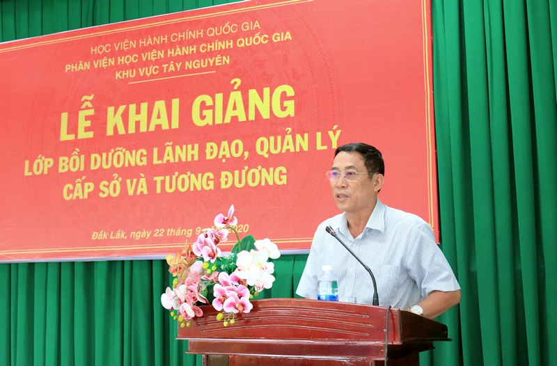 Ông Võ Văn Cảnh - Phó chủ tịch UBND tỉnh Đắk Lắk phát biểu tại buổi lễ