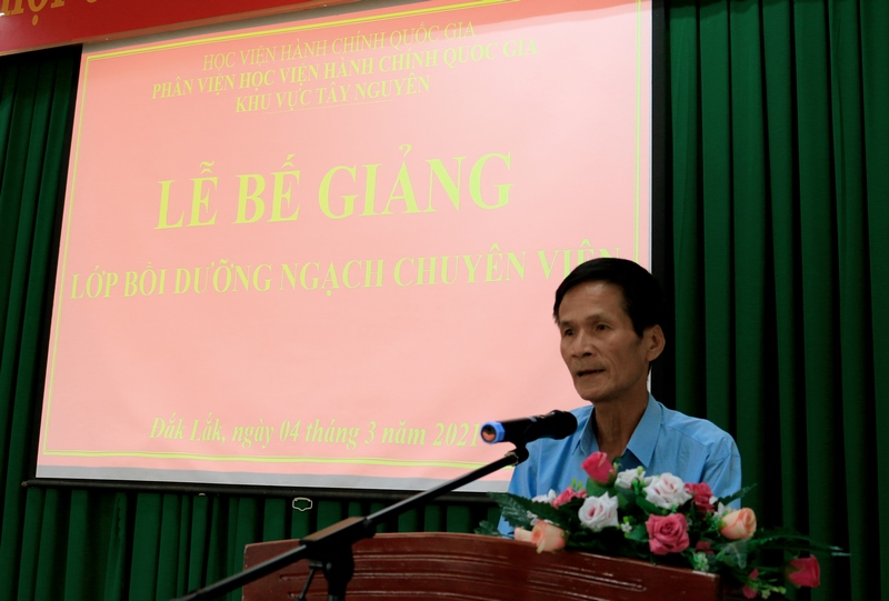 Ông Phan Thanh Pha - Đại diện cho học viên phát biểu tại buổi lễ