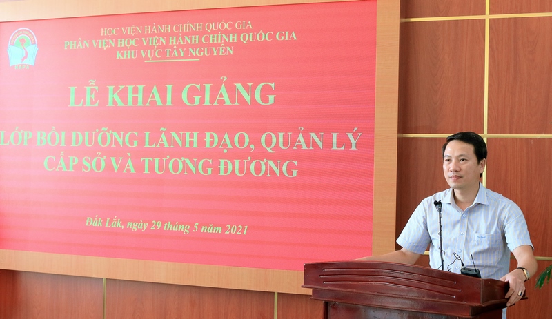 TS. Thiều Huy Thuật, Phó Giám đốc Phân viện phát biểu tại buổi lễ