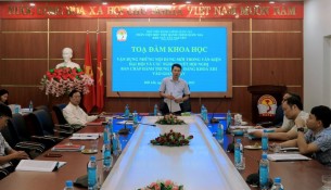 TS. Thiều Huy Thuật - Phó Giám đốc Phân viện HVHCQG KV Tây Nguyên phát biểu kết luận Tọa đàm.