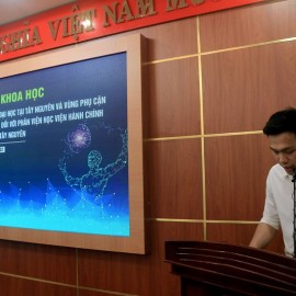 CN. Đinh Quang Hải - Phòng NCKH & HTQT tuyên bố lí do, giới thiệu đại biểu.
