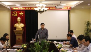 Đồng chí Lê Như Thanh phát biểu kết luận phiên họp