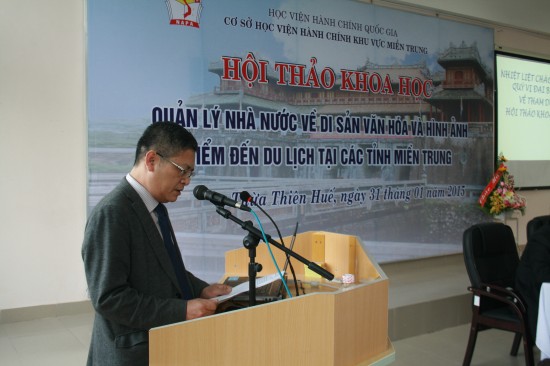 PGS.TS. Lưu Kiếm Thanh, phát biểu đề dẫn hội thảo