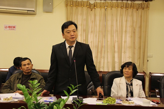 TS. Hồ Huy Thành trình bày tham luận tại Hội thảo