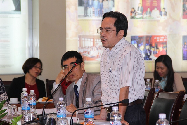 TS. Lương Minh Việt - Quyền Trưởng Khoa QLNN về kinh tế trình bày tham luận
