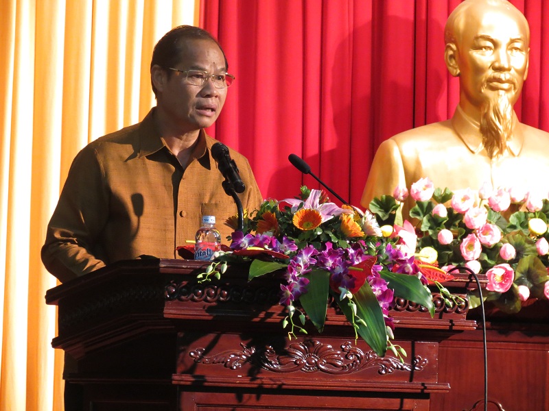 Công sứ Đại sứ quán Lào tại Việt Nam Phom-ma Sit-sẹ-na phát biểu tại buổi lễ