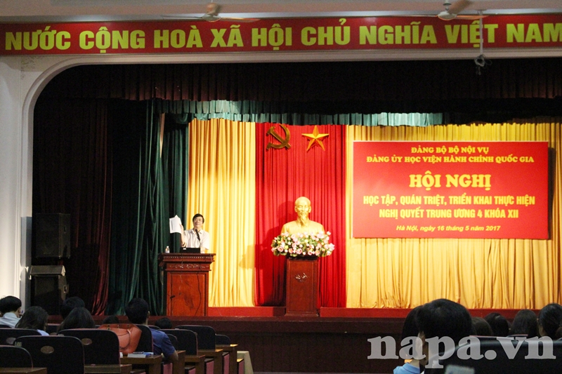 PGS.TS. Nguyễn Minh Tuấn nêu ví dụ cụ thể về công tác tự kiểm điểm của Đảng viên