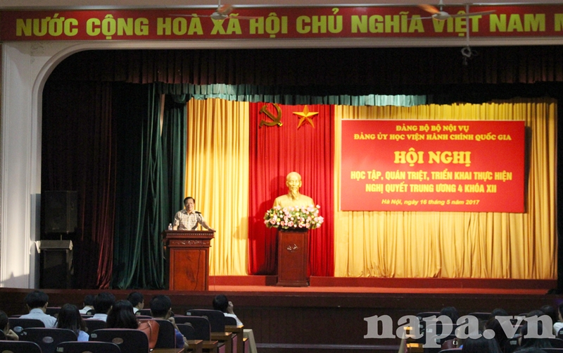 TS. Hoàng Quang Đạt phát biểu bế mạc Hội nghị