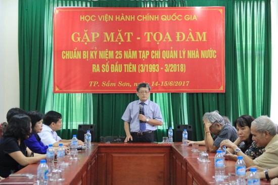 PGS.TS. Lưu Kiếm Thanh phát biểu tại buổi gặp mặt – tọa đàm