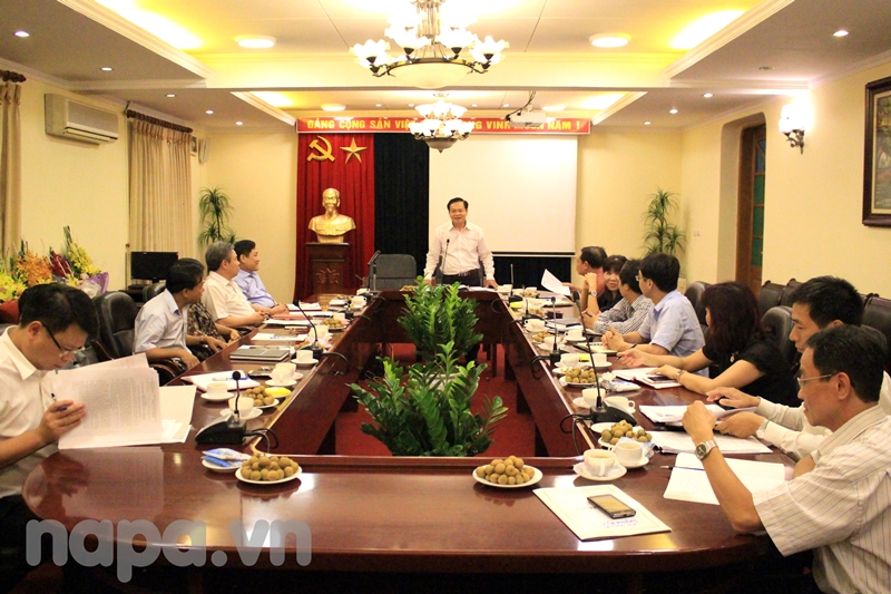 Đồng chí Hoàng Quang Đạt phát biểu tại buổi gặp mặt