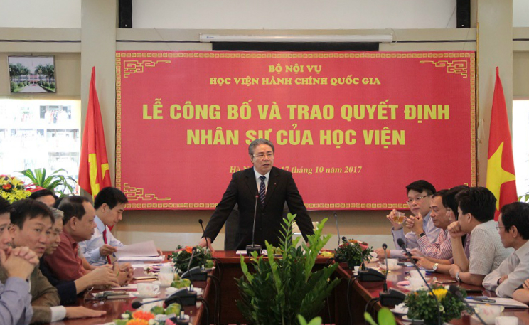 TS. Đặng Xuân Hoan – Bí thư Đảng ủy, Giám đốc Học viện phát biểu tại buổi Lễ